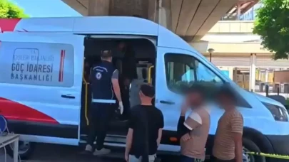 Türkiye'de Göçmen Kontrolleri: Düzensiz Göç Oranı Yüzde 74,5'ten 1,8'e Düştü