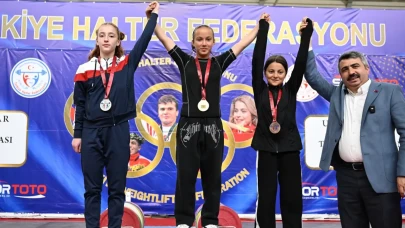 Bursa'da Halter Şampiyonası başladı, sporcular Avrupa için mücadele edecek