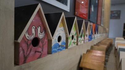 Özel öğrencilerden kuş evleri ve kedi yuvaları, Sakarya'da parklara dağıtıldı