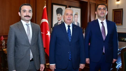 Vali Aziz Yıldırım'dan Yeni Atanan Kaymakamlara Hayırlı Olsun Ziyareti