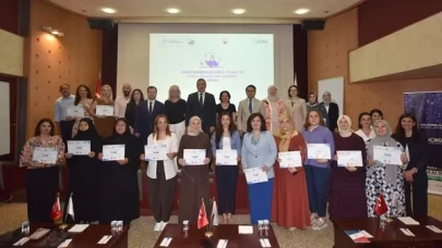 Serebral palsili Elif Eylül, yardım kampanyasıyla mezun oldu, hayallerine bir adım daha yaklaştı.