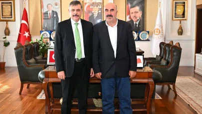 Vali Mustafa Çiftçi, Eski Mesai Arkadaşı Mehmet Yıldırım’ı Makamında Ağırladı