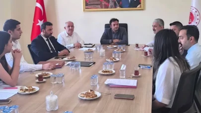 Van'da Bağımlılıkla Mücadele İçin Kurumlar El Ele: Yeşilay ve Adalet Bakanlığı İş Birliğiyle Toplantı