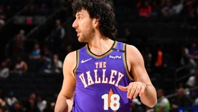 Adı sık sık Fenerbahçe ile anılıyordu! Yeni adresi şaşırttı