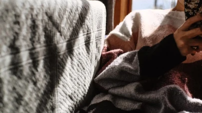 Erkek Sevgiliyi Telefona Kaydetme İsimleri 2025, Emoji, Anlamlı, Komik İsimler