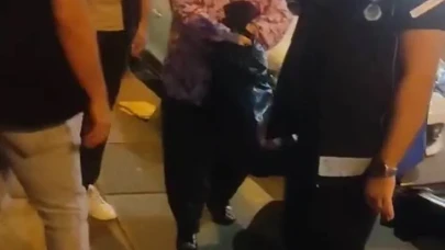 Sultangazi’de zabıtanın yakaladığı 2 dilencinin üzerinden 8 bin 959 lira çıktı