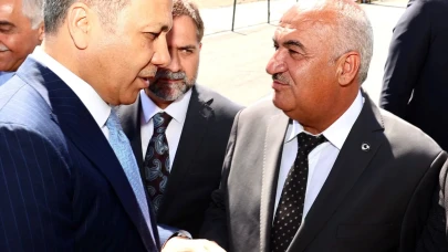 İçişleri Bakanı Ali Yerlikaya, Türkiye Yüzyılı Buluşmaları Etkinlikleri Çerçevesinde Erzurum'da İclal Etti.