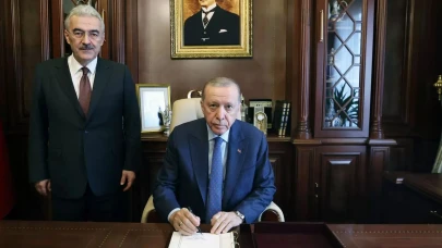 Bursa Valisi Erol Ayyıldız Kimdir? Nereli, Kaç Yaşında, Evli mi, Kaç Çocuğu Var?