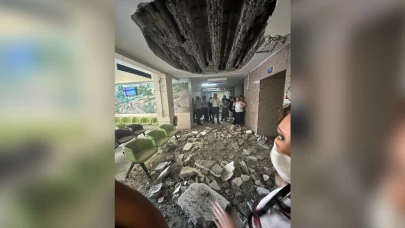 Denizli'de devlet hastanesinin tavanı çöktü: 2 yaralı
