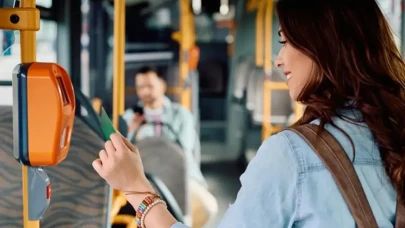 Öğrenciler isyan etti: İBB yargının İstanbulkart kararına uymuyor! AK Parti'den sert tepki!