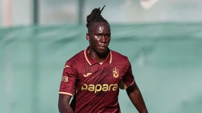 Mendy, Trabzonspor'a Elveda Dedi: Yeni Anlaşma Sağlandı!