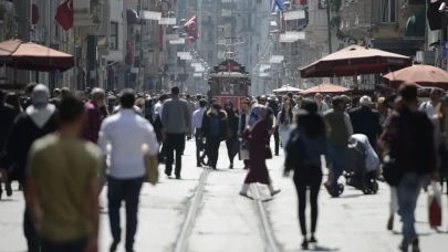 Türkiye tarihinde bir ilk! Genç ve çocuk nüfusu alarm veriyor