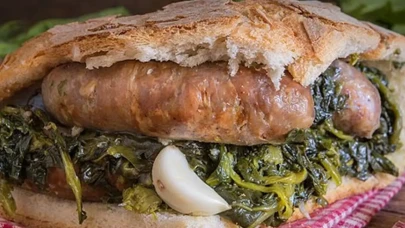 Zehirli sandviç iki can aldı