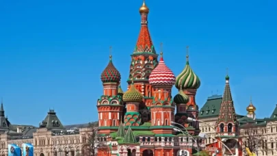 Rusya'ya Seyahat Edenler İçin Vize Rehberi: Gereken Belgeler, Koşullar ve Ücret Bilgileri