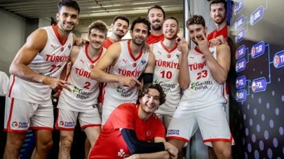 12 Dev Adam, Finalde Yunanistan'la Karşılaşıyor!