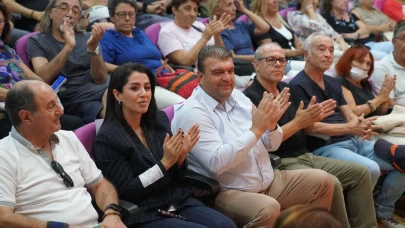 Seferihisar'da 3. Yaş Üniversitesi Eğitim Hayatına Merhaba Dedi