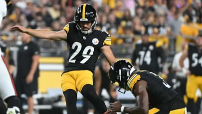 Steelers'ın Skylar Thompson'ı Dublin'de atladı, soyuldu; QB hafif yaralandı