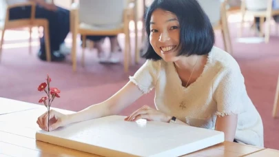 Akiko Mikasa: Yaşı, Evlilik Durumu ve Boyu Hakkında Bilgiler!