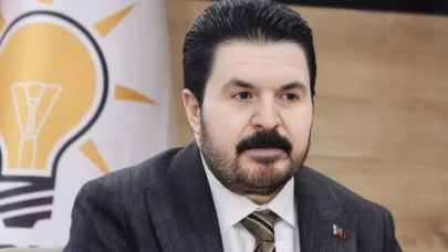 AKP'li Savcı Sayan'dan partisine: Aklınızı başınıza alın, CHP ile yatıp kalkarak yol alamazsınız