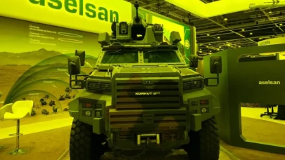 Ahmet Akyol, İngiltere'de ASELSAN'ın KORKUT-25 sisteminin detaylarını tanıttı.