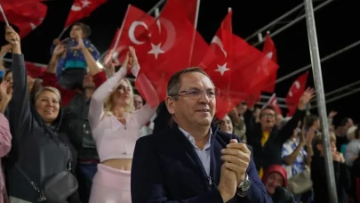 Ayvalık’ta plaj voleybolunda Türkiye’den tarihi şampiyonluk