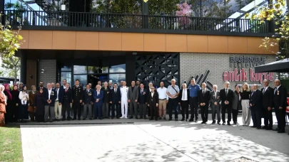 Başiskele'de Gaziler Günü coşkuyla kutlandı, vatanseverlik temaları ön planda!