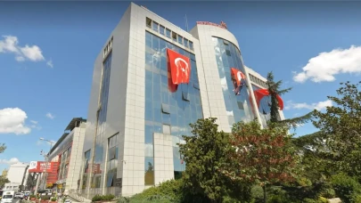 Bayrampaşa Belediyesi'ne Yolsuzluk Soruşturması: 48 Kişi Adliyeye Gönderildi