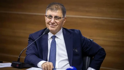 Cemil Tugay’dan ‘Filenin Sultanları’ ve ‘12 Dev Adam’a tebrik