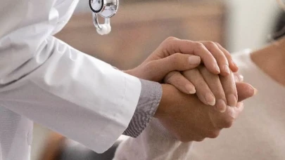 Kadınlarda Total Testosteron: Hormon Düzeyinin Önemi ve Sağlık Üzerindeki Etkileri