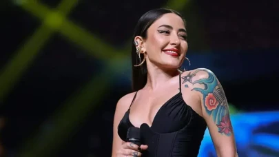 Melek Mosso yeni imajıyla babaşka biri oldu!