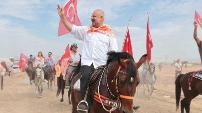 Menemen'de Rahvan At Yarışlarında Katılım Rekoru Kırıldı