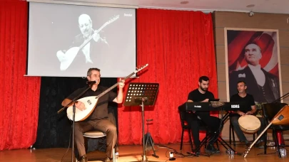 Neşet Ertaş'ın Efsanevi Türküsü Çiğli’de Gönülleri Coşturdu!