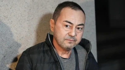 Sahne kazası gündem oldu! Hayranlarını fena korkuttu