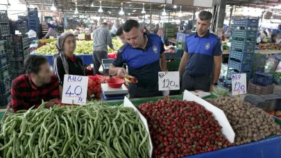 Turgutlu'da Pazartesi Pazarı'nda Zabıta Ekipleri Denetim Gerçekleştirdi!