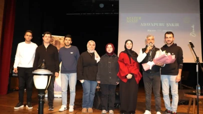 Pendik'te Kıyıya Vuran Sözler etkinliği ile sanat dolu bir akşam yaşandı