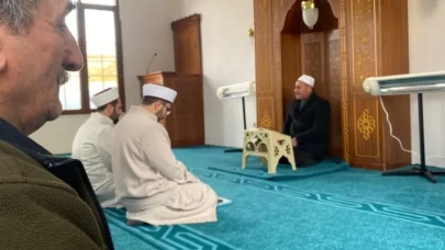 Artvin'de Hacı Hedise Çelik Mescidi ibadete açıldı, halk duygusal anlar yaşadı