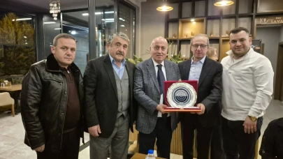 Beşikdüzü Belediyesi'nde emekli olan Cahit Erkut ve Filiz Kahyaoğlu'na veda mesajı yayımlandı