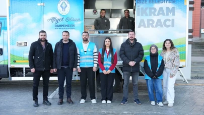 Recep Tayyip Erdoğan Üniversitesi'nde Öğrencilere Sıcak Çorba İkramı Yapıldı