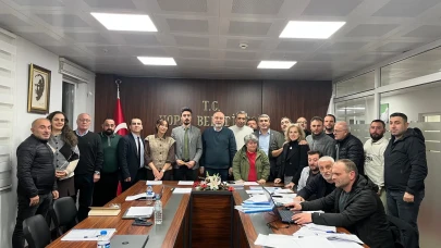 Hopa Belediyesi ve Belediye-İş Sendikası'ndan Ücret İyileştirmesi İçin TİS Anlaşması İmzalandı