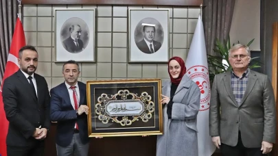 Rize'de genç yetenekler rölyef kursunda sanatı ve yaratıcılığı buluşturdu