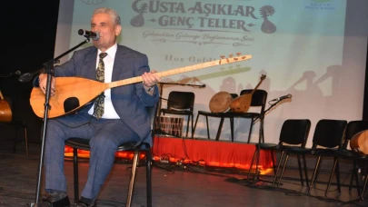 Aşıklık geleneği gençlerle buluştu, usta ozanlar sahne aldı ve ödüller verildi