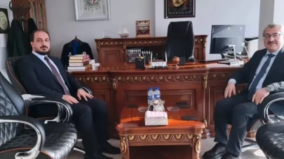 Aşkale İl Müftüsü Çapçı, din görevlileri ve cemaatiyle buluştu, cami hizmetlerini değerlendirdi