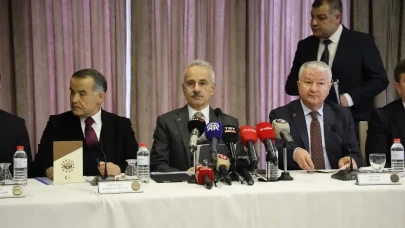 Bakan Uraloğlu’ndan 5G Gelişmeleri ve Terörle Mücadele Vurgusu!