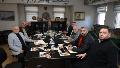 Arhavi'de Ortak Akıl Toplantısı: Başkan Ataselim Gelecek Projelerini Paylaştı