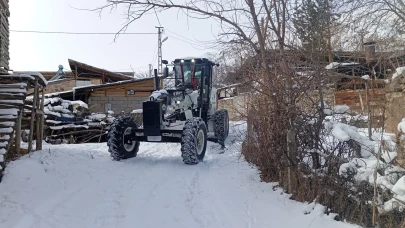 Tortum Belediyesi kış koşullarına karşı mücadeleye devam ediyor