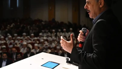 71 Hafız Öğrenciye Belgeleri Takdim Edildi, İlim Yolculuklarında Başarılar Diledi