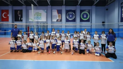 Büyükşehir Kış Okullarında Sertifika Dağıtım Töreni Coşkusu!