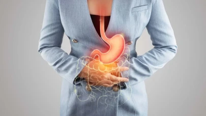 Çabuk Doyanlar İçin Uyarı: Mide Kanseri Belirtileri Sinsi Bir Şekilde Ortaya Çıkıyor!