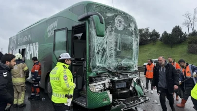 Konyaspor U19 Takımı İstanbul'da Trafik Kazası Geçirdi: Yaralılar Var!