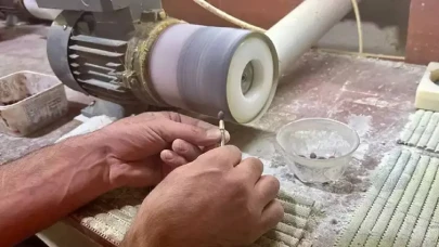 Cezaevi Duvarlarından Sanat Eserlerine: Mahkumların Taş İşleme Yeteneği Göz Dolduruyor!